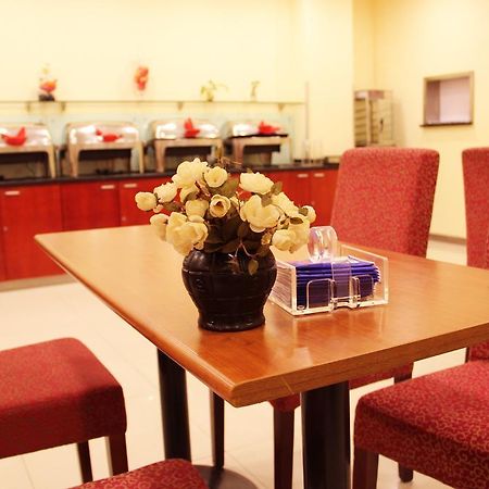 Hanting Express Shanghai Jinqiao Middle Yanggao Road Ngoại thất bức ảnh