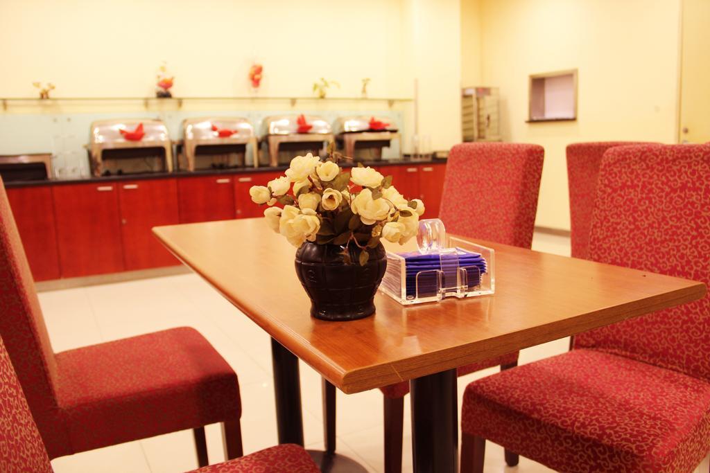 Hanting Express Shanghai Jinqiao Middle Yanggao Road Ngoại thất bức ảnh
